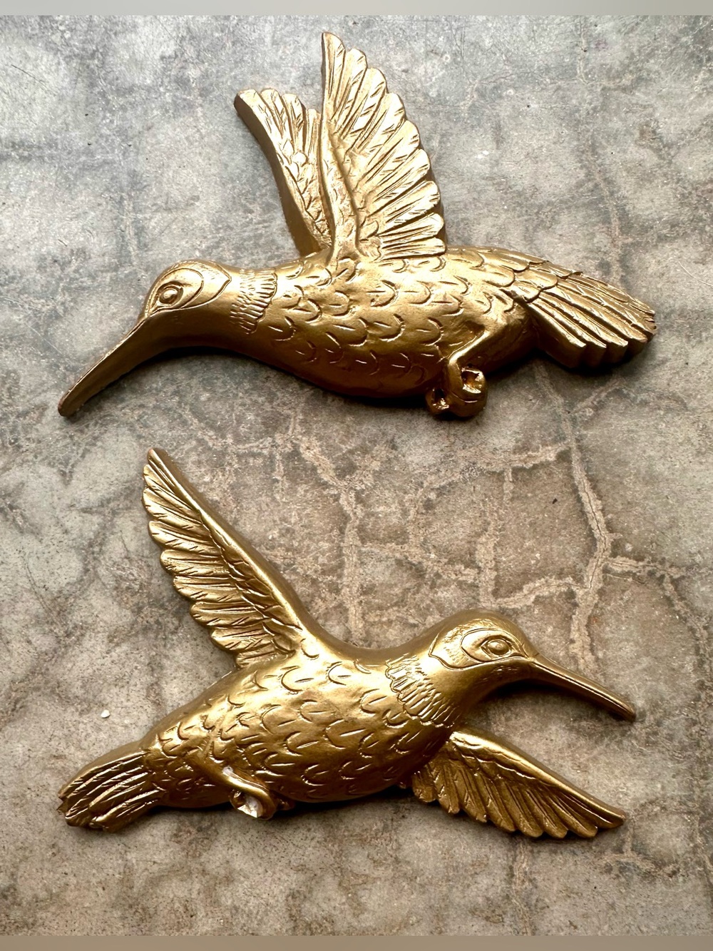 Vtg Homco Hummingbirds Pair Gold Tone Plastic Wall Art Decor USA Made - Picture 2 of 7